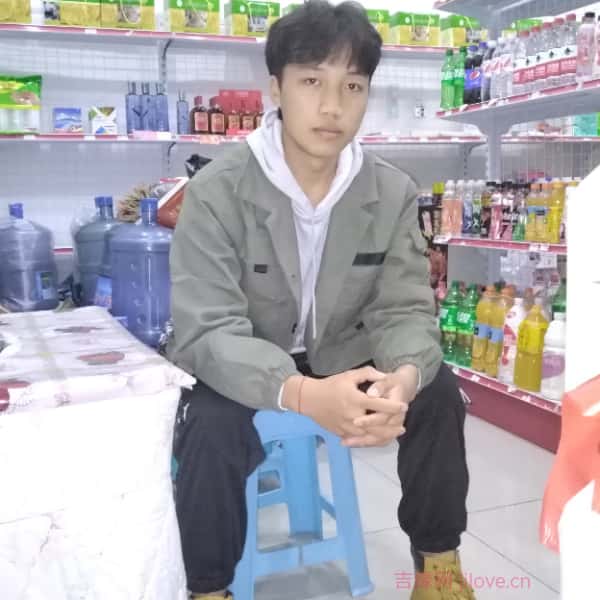 贵州22岁单身帅哥真诚找对象-拉萨征婚相亲网