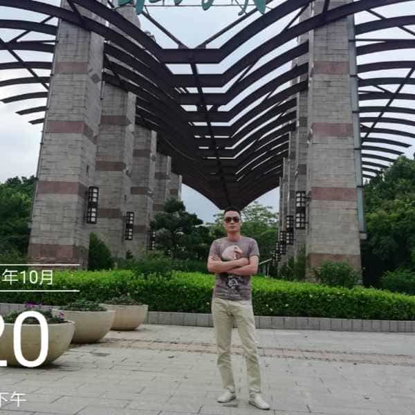 40岁岁四川单身帅哥 - 拉萨吉缘网
