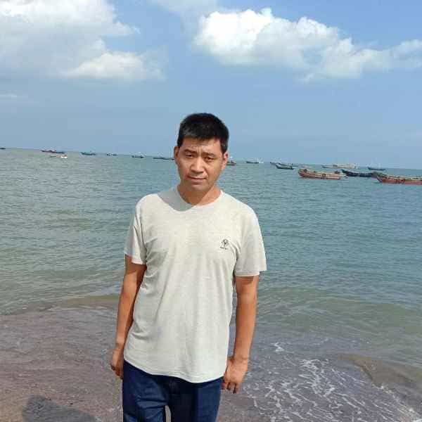 44岁岁辽宁单身帅哥 - 拉萨吉缘网