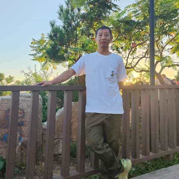 47岁岁辽宁单身帅哥 - 拉萨吉缘网