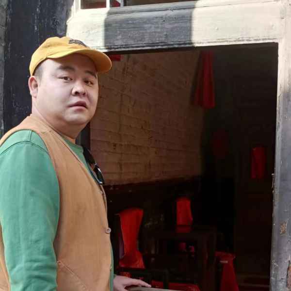 35岁岁陕西单身帅哥 - 拉萨吉缘网