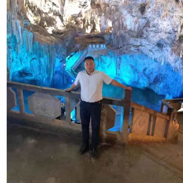 35岁岁云南单身帅哥 - 拉萨吉缘网