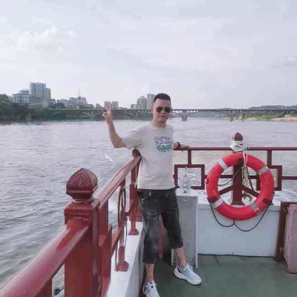 29岁岁四川单身帅哥 - 拉萨吉缘网
